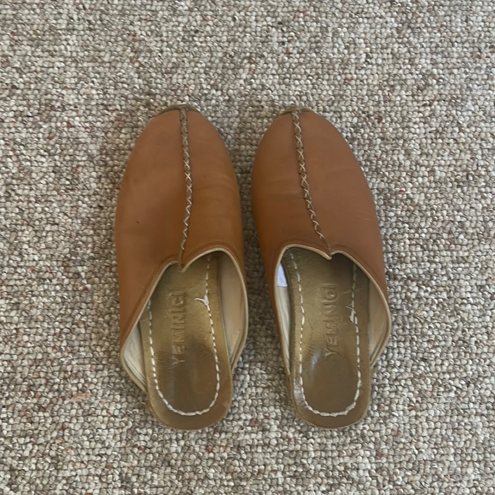 Yeminici Turkish Leather slip on mule sandals size 39